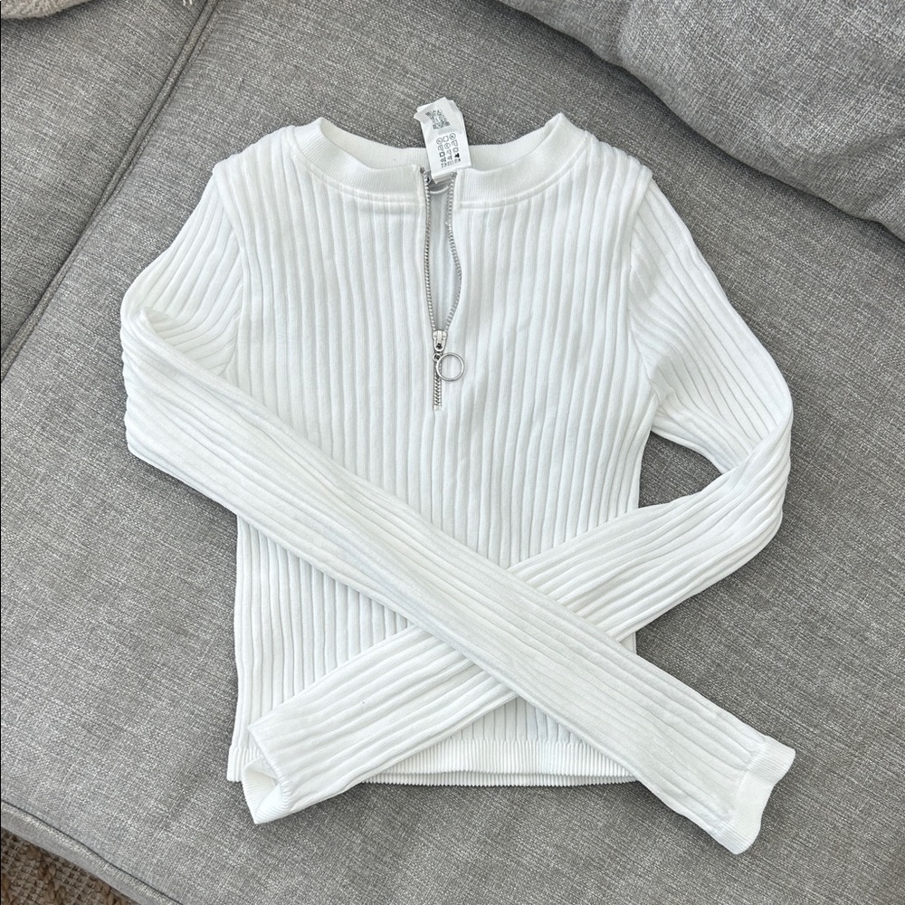 Zara White Ribbed Zip-Up Top